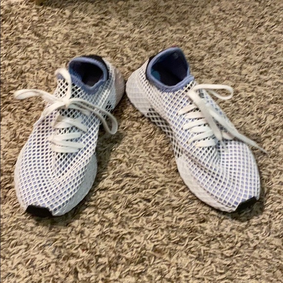 adidas deerupt running shoes